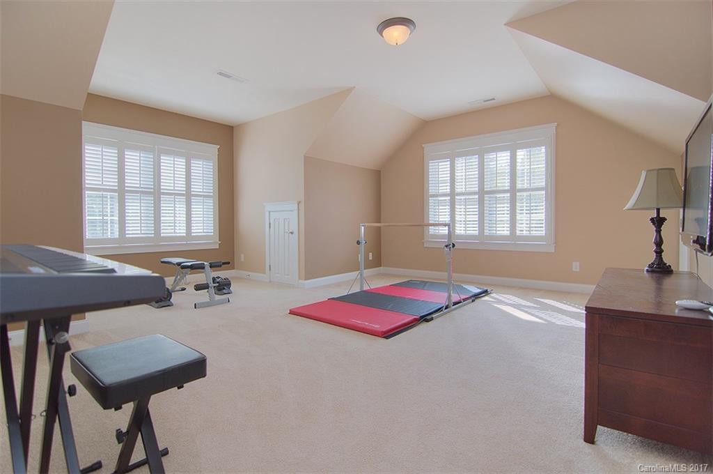 Lake Shore - Residential