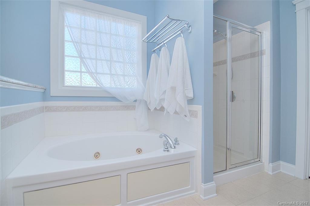 Lake Shore - Residential