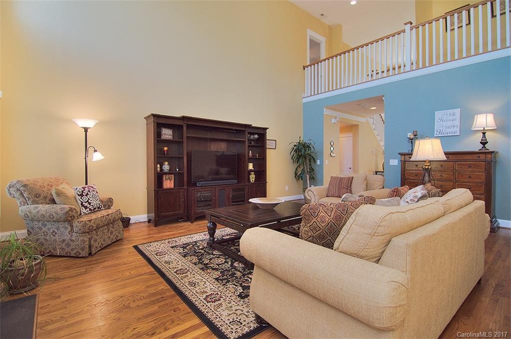 Lake Shore - Residential