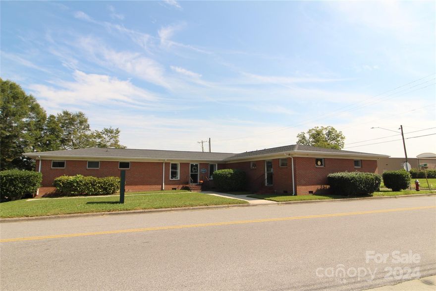 Nice, Brick, 1 Story, Commercial, Building located just off of Highway 321 N. (N. Main St.) and Highway 55 W (Kings Mountain Street.  This property has approximately 3188 heated square feet and is located on .46+/- Acres.  202 Church Street has a lease through 7/31/2028.  204 Church Street has a lease through 7/31/2025.  206 Church Street is currently vacant.  This property is zoned B-2 in the Town of Clover.  Heat Pumps were installed in unit 202 in 2024, Unit 204 in 4/2021 and Unit 206 8/2020. Please note that showings will have to be approved by the tenants and would need to be Monday through Friday during business hours.