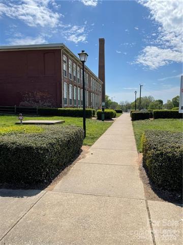 1 Buffalo Avenue 216