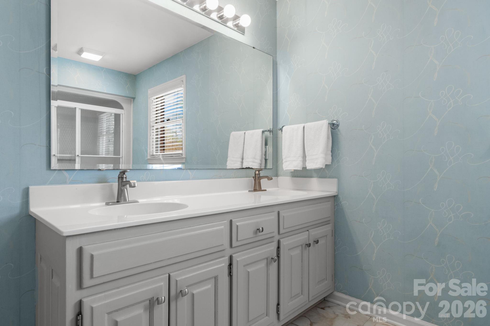 Laurel Forest - Residential