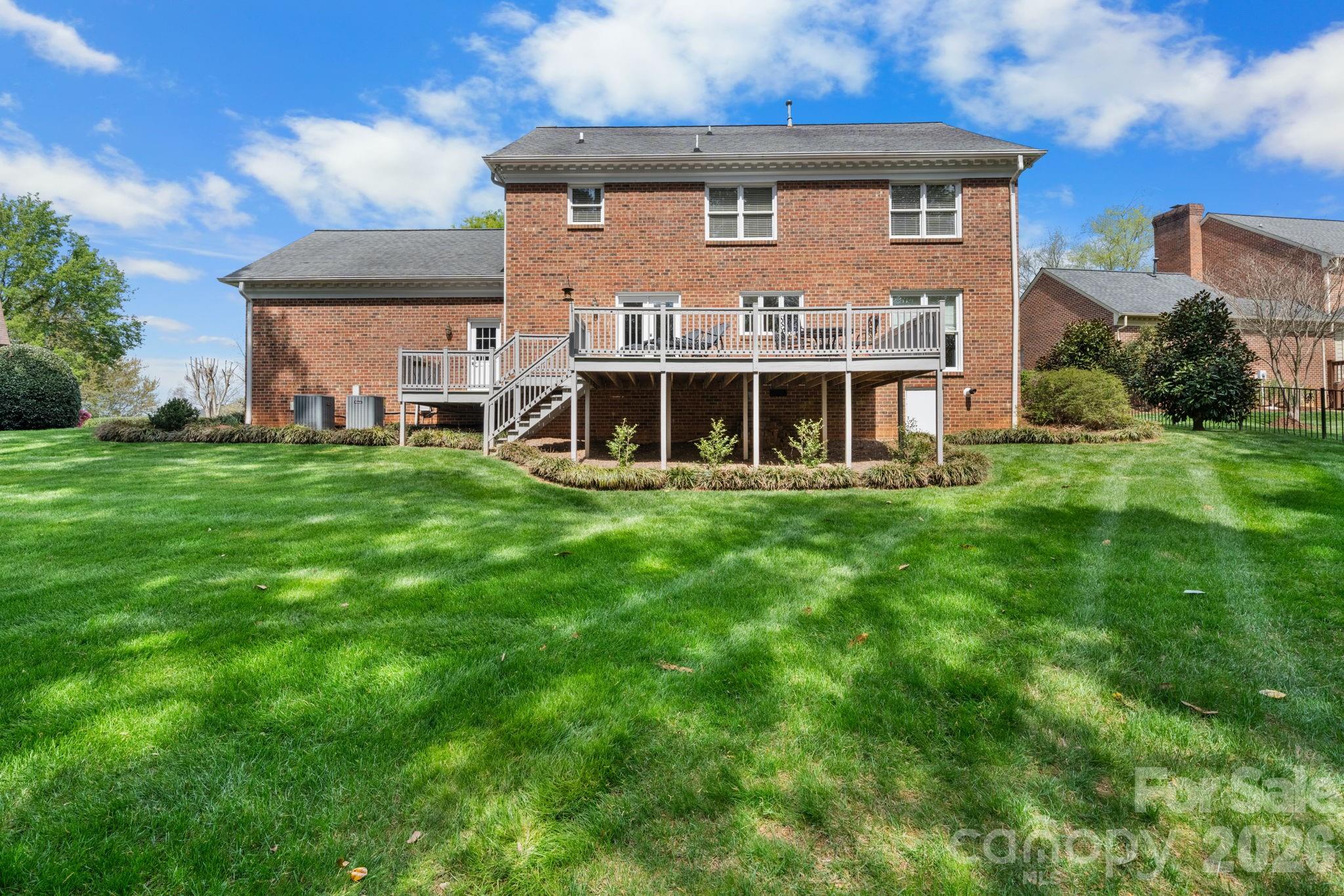 Laurel Forest - Residential