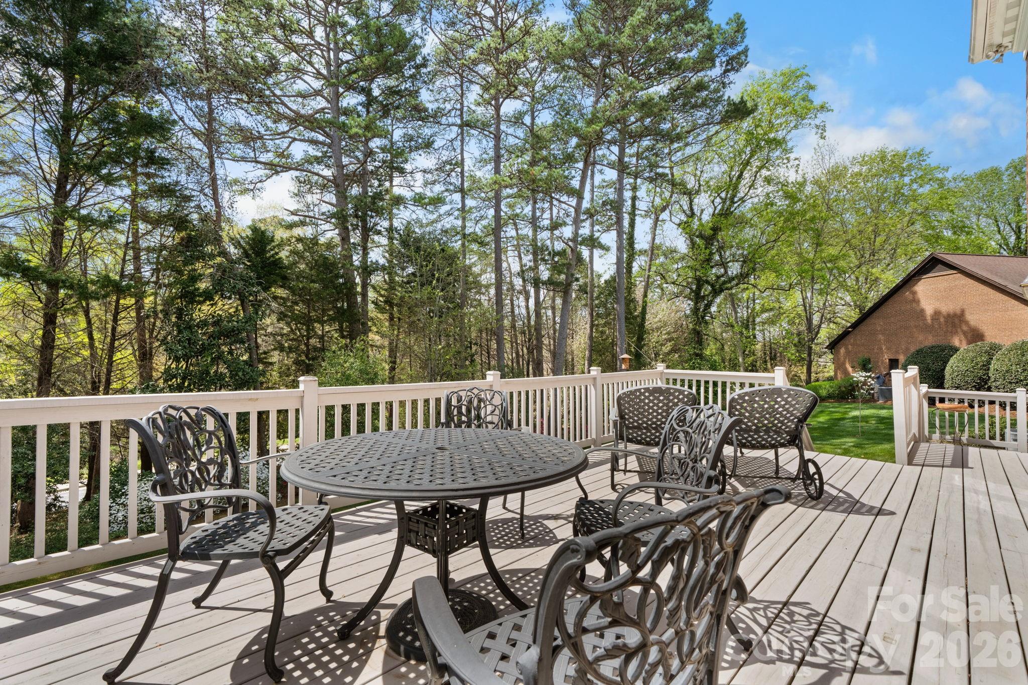 Laurel Forest - Residential