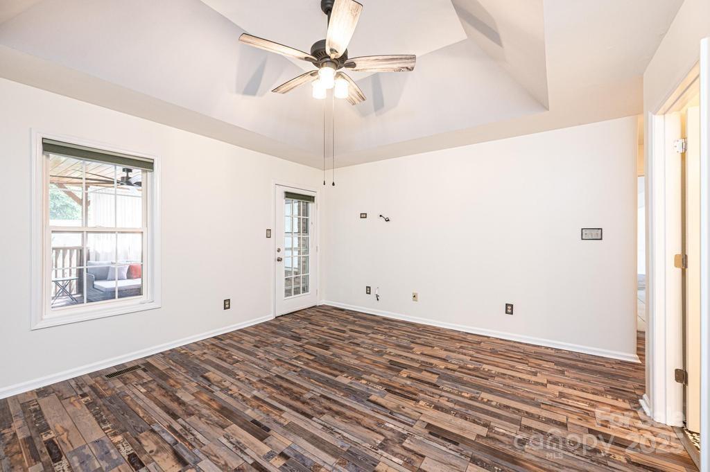 Colony Woods - Residential