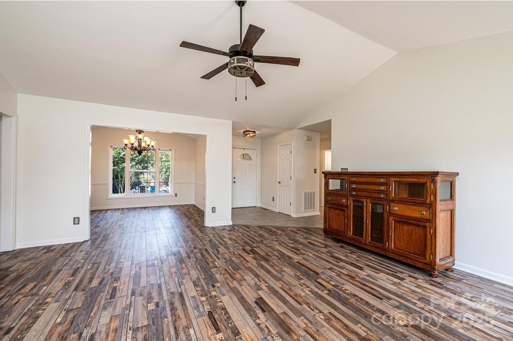 Colony Woods - Residential