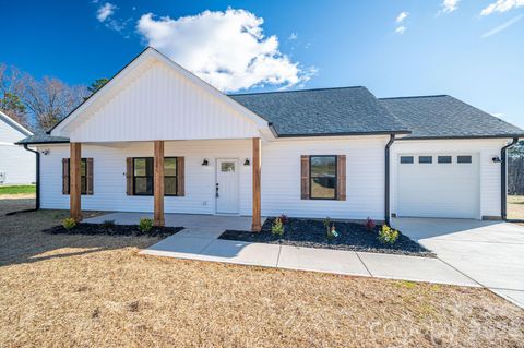 1161 13th Street SW Hickory NC 28602