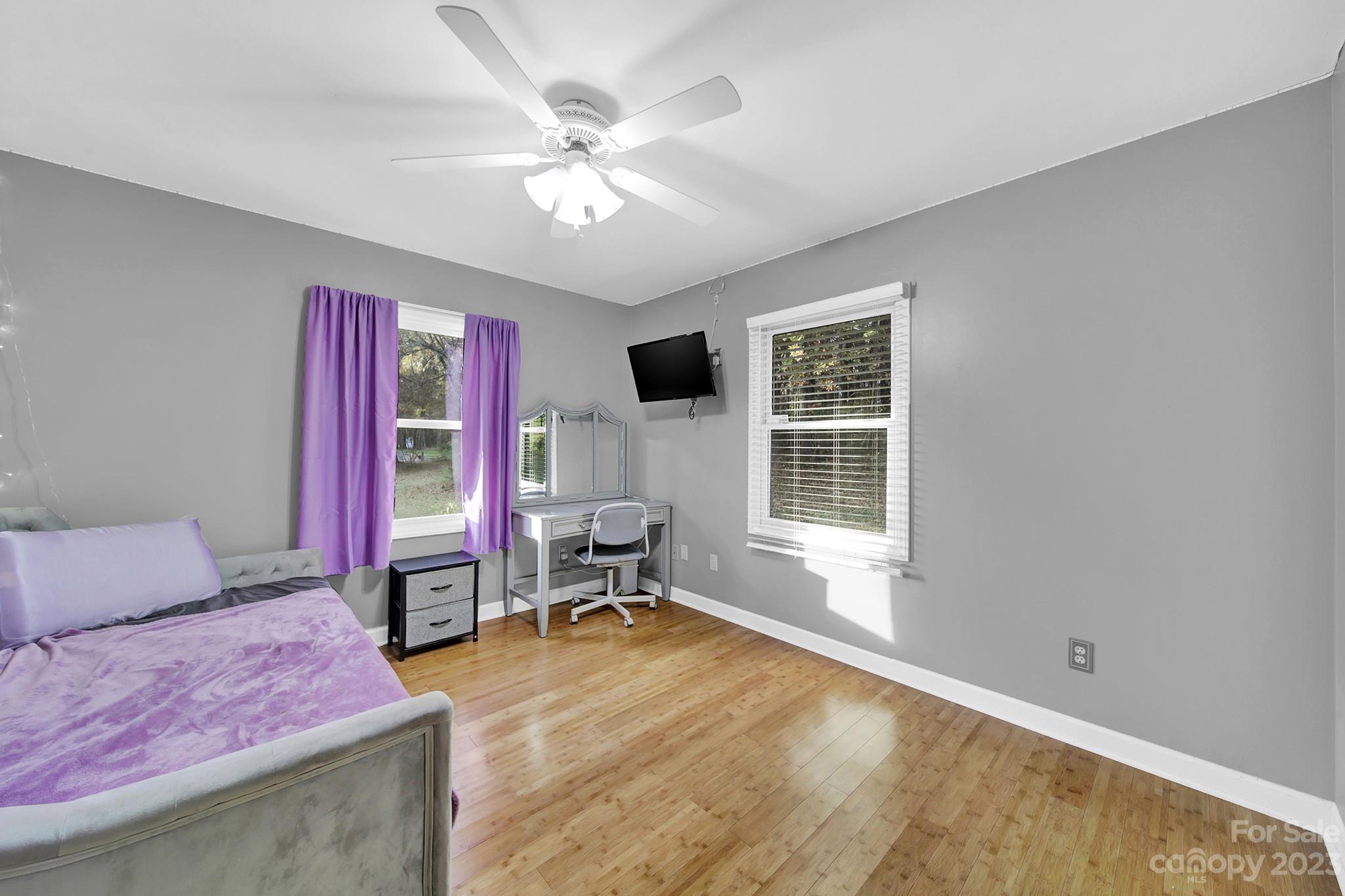 Sunset Circle - Residential