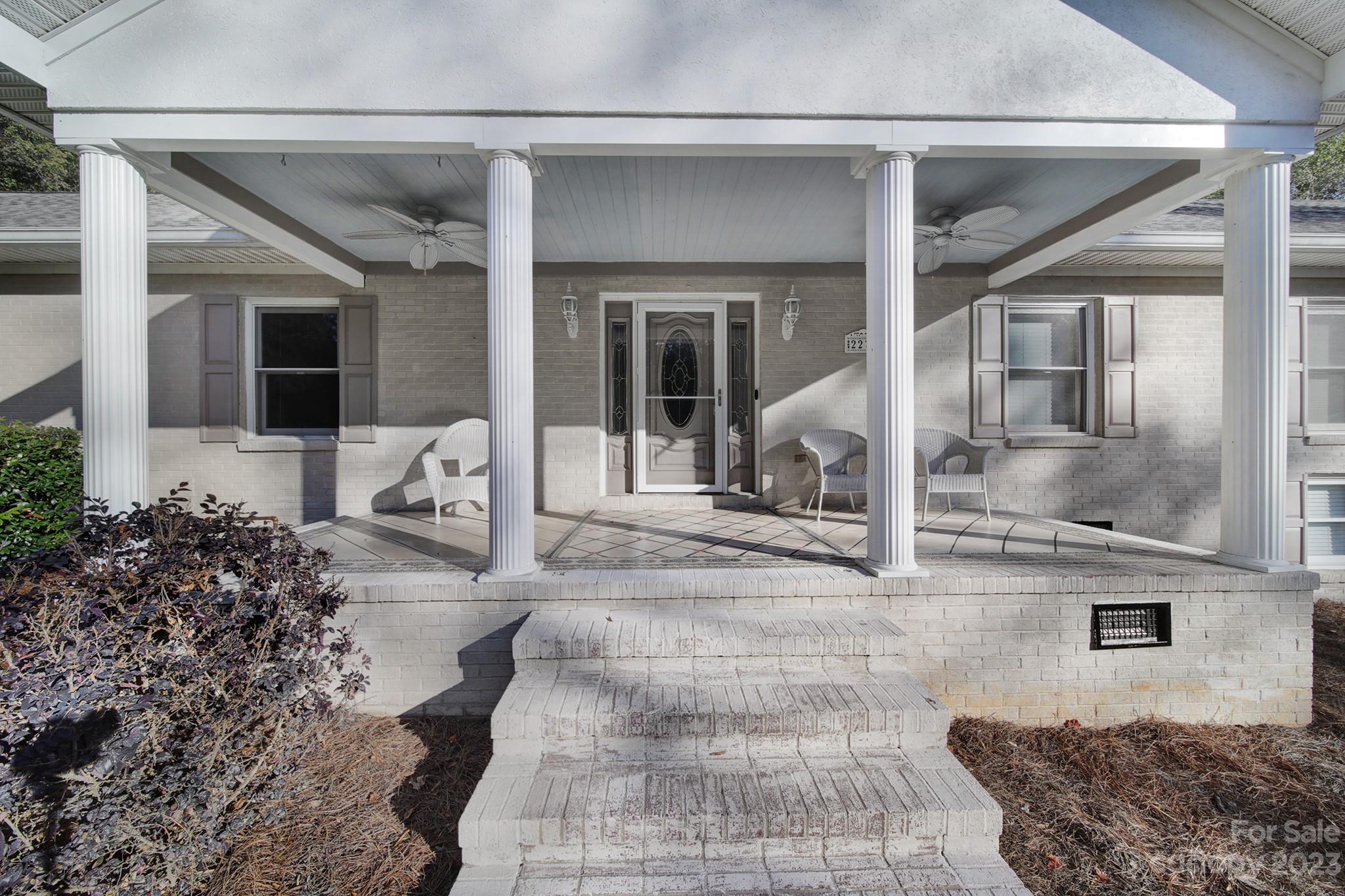 Sunset Circle - Residential