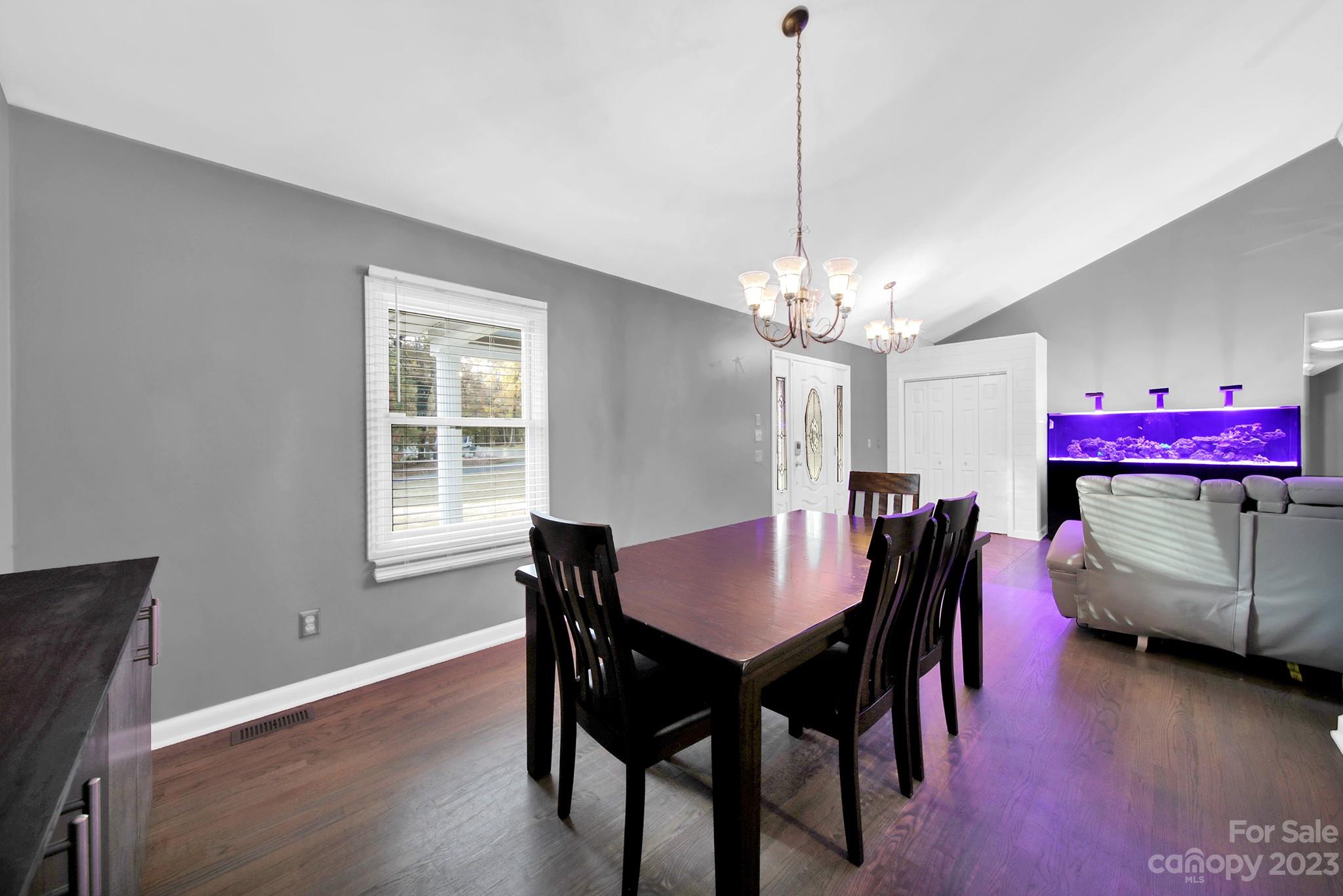 Sunset Circle - Residential