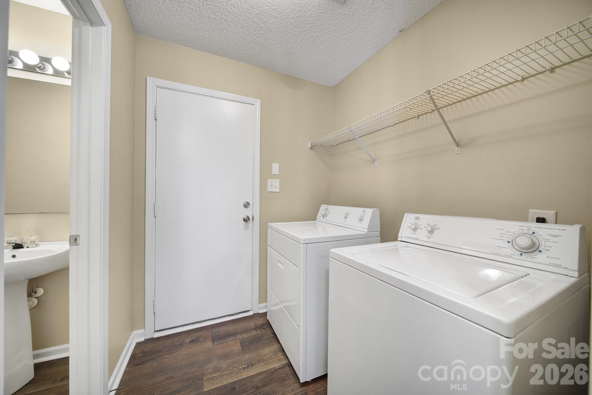 Sullivans Trace - Residential