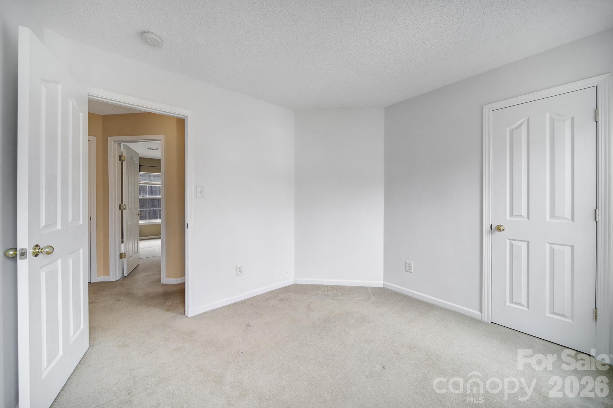 Sullivans Trace - Residential