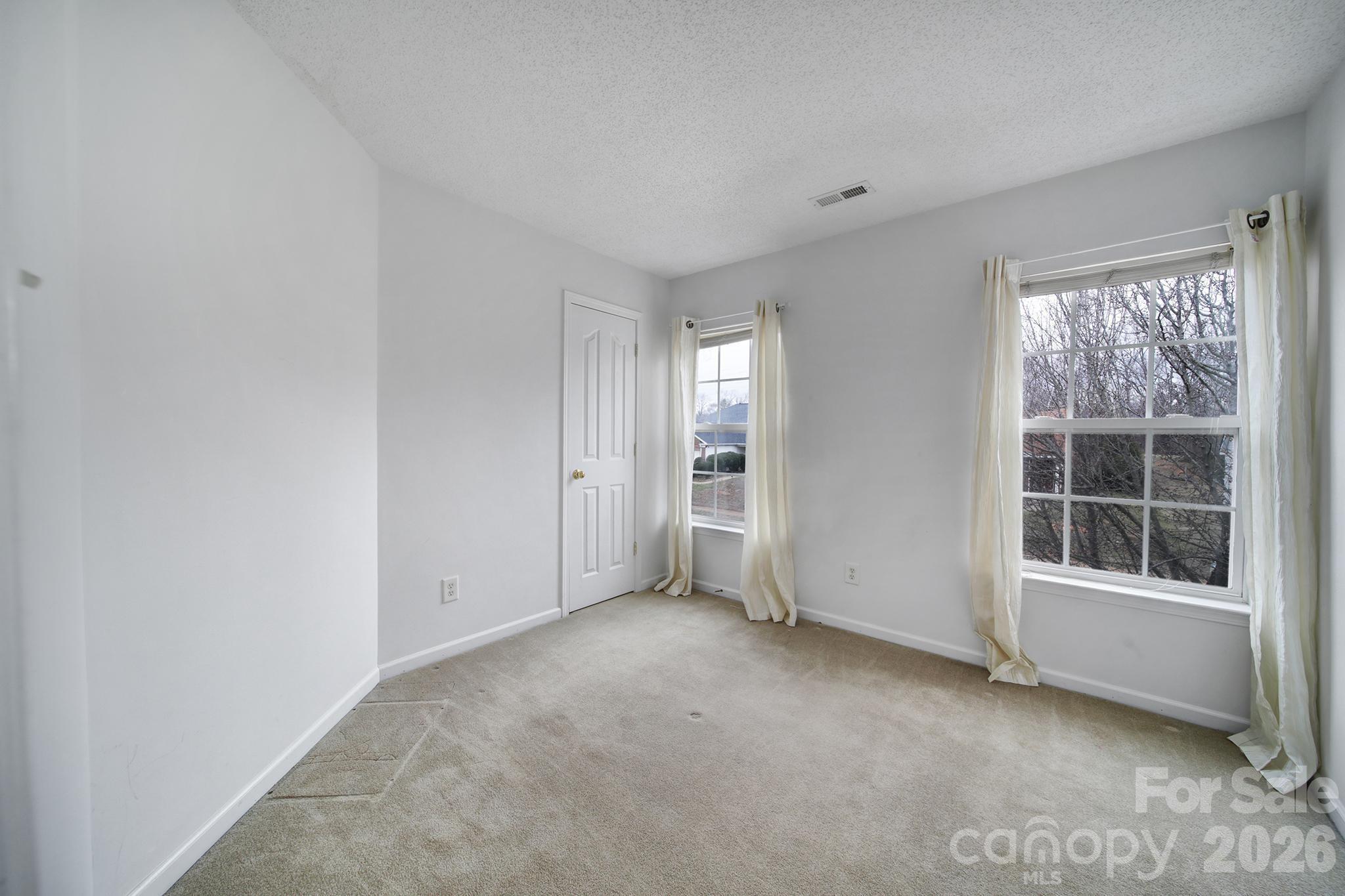 Sullivans Trace - Residential