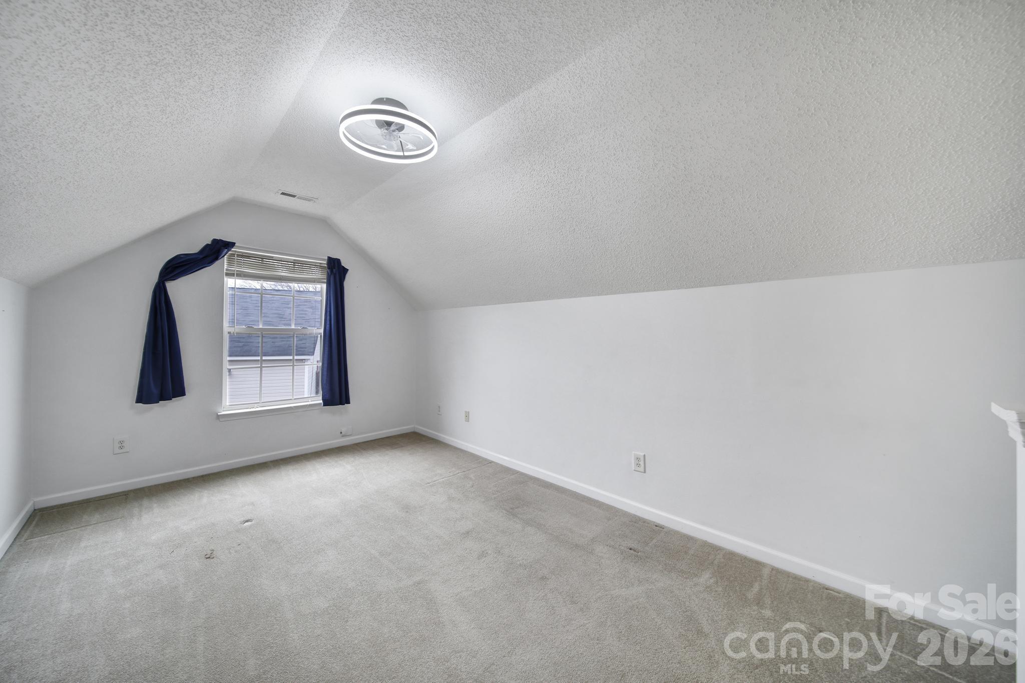 Sullivans Trace - Residential