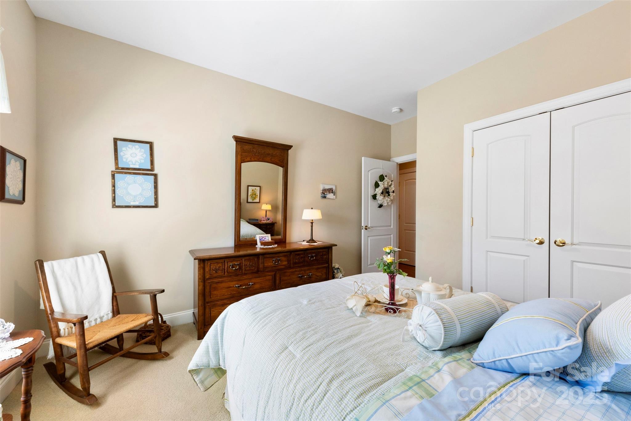 Landsdowne - Residential