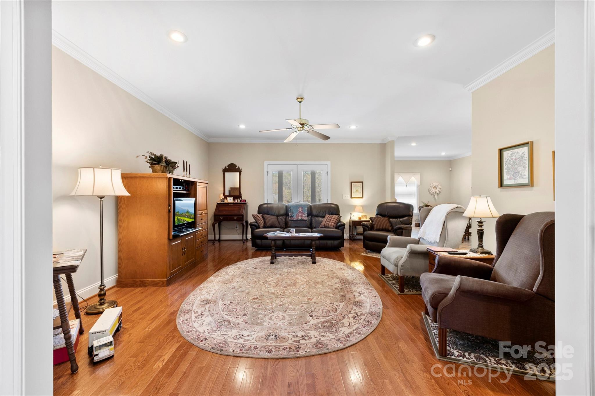 Landsdowne - Residential