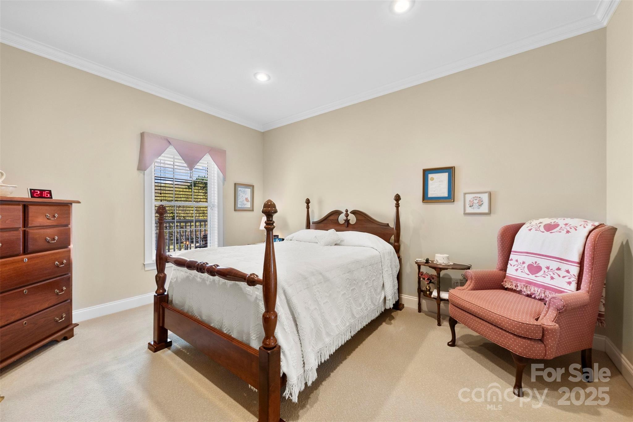 Landsdowne - Residential