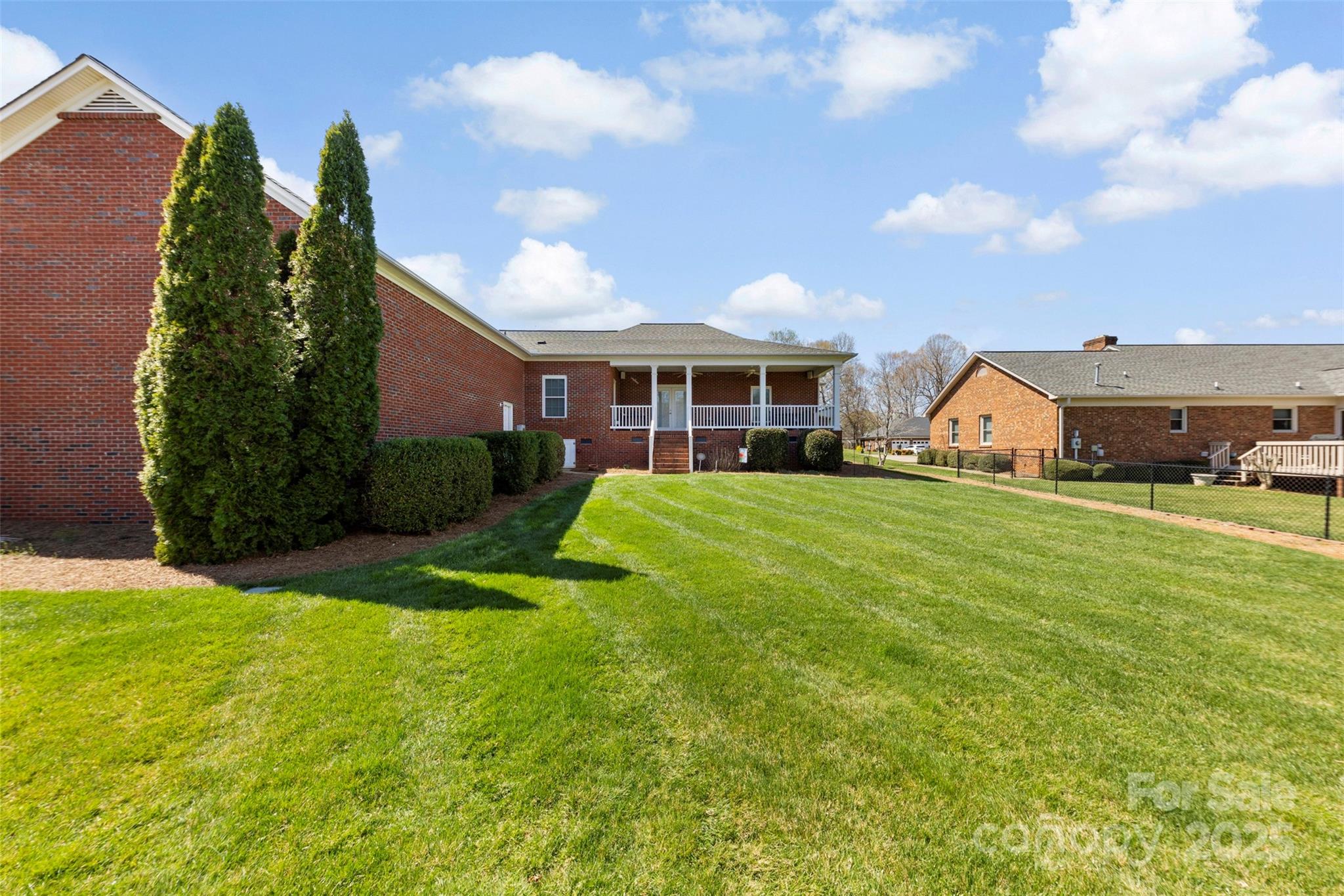 Landsdowne - Residential