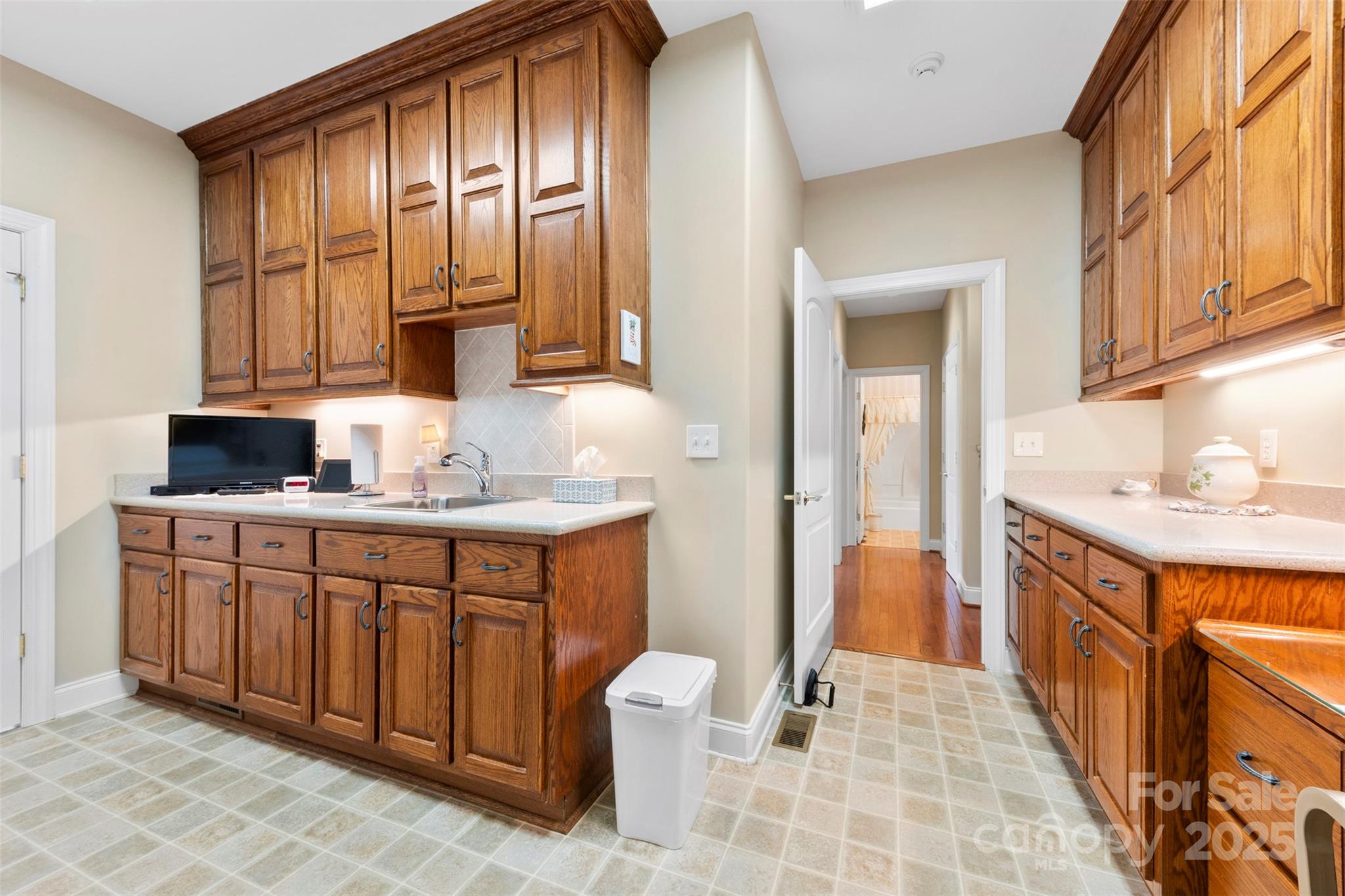 Landsdowne - Residential