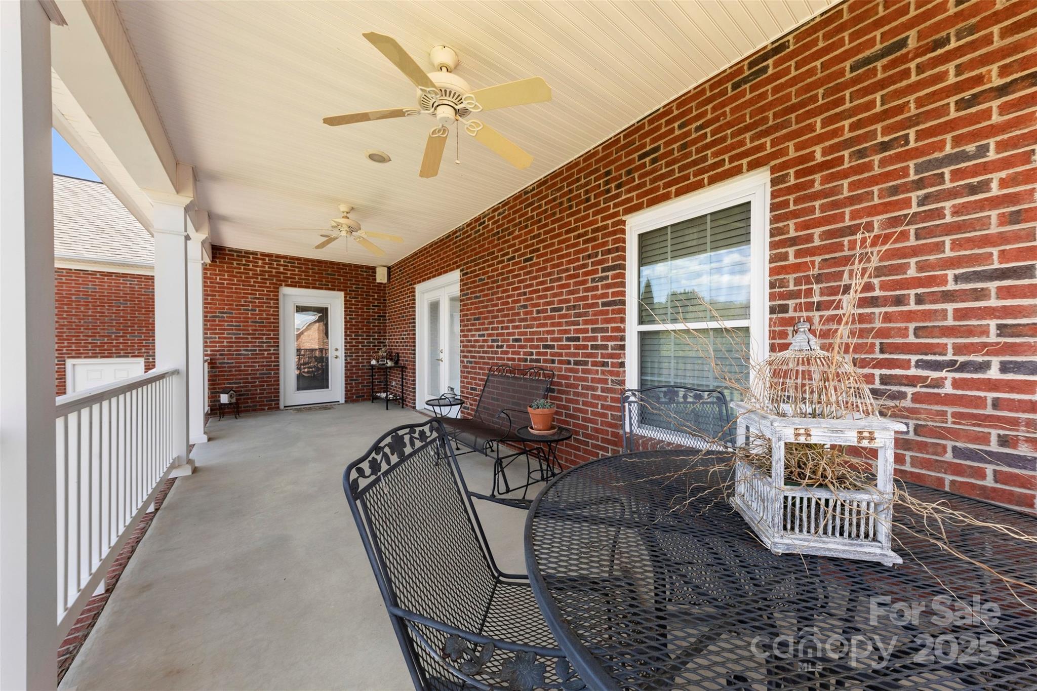 Landsdowne - Residential