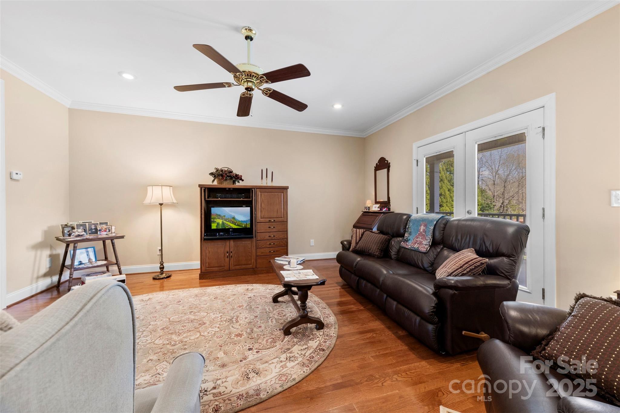 Landsdowne - Residential