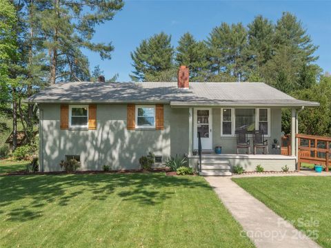 65 Lakeview Street Clyde NC 28721