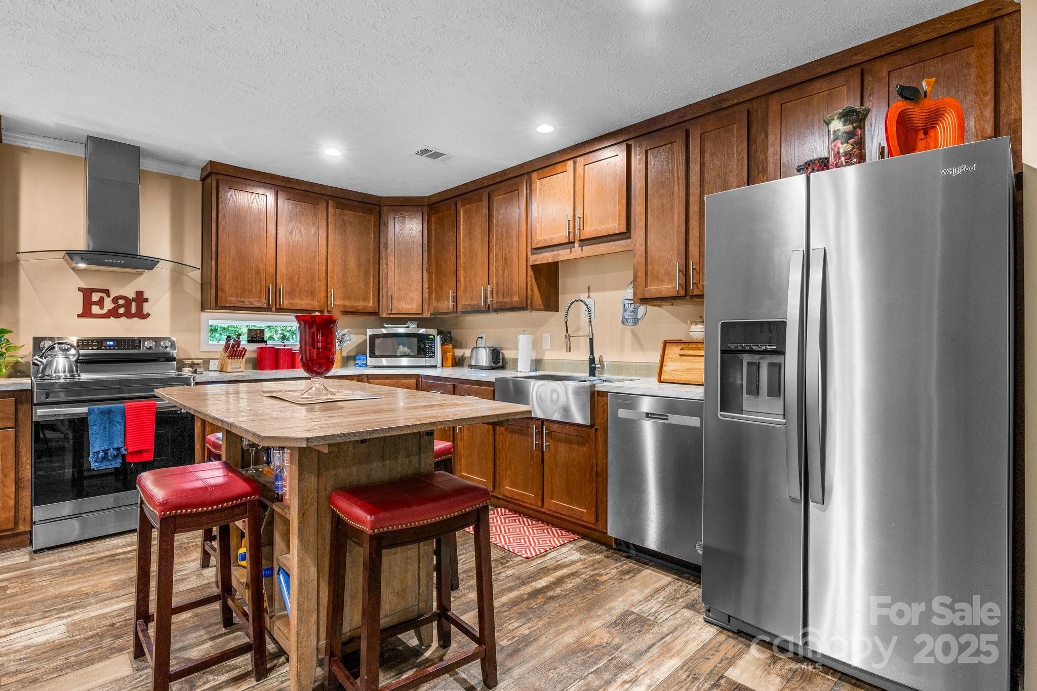 200 Vista Pointe Drive