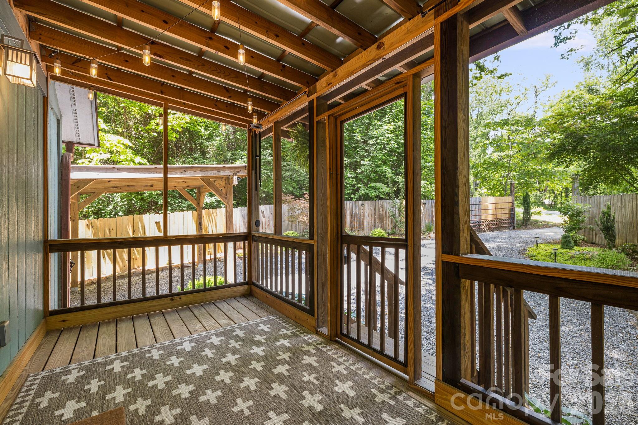 477 Governors View Road
