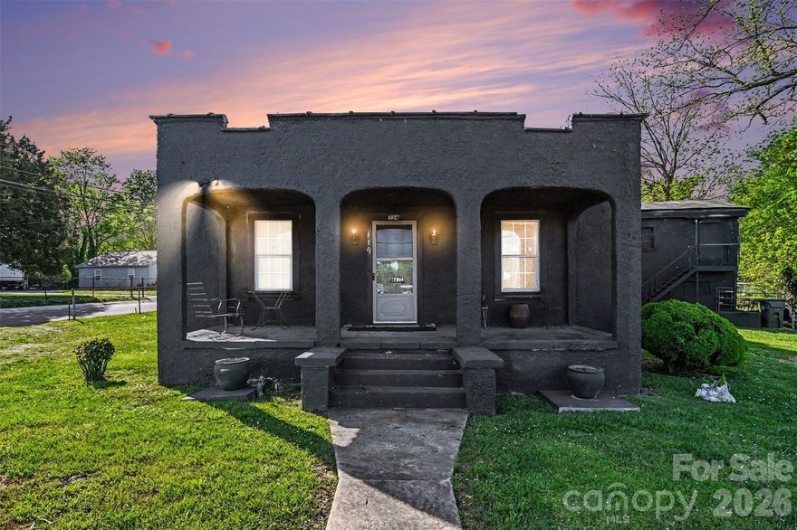 ***This is a prime opportunity for new construction in a rapidly growing area!!*** Flat corner lot!!*** no HOA, and already zoned for multi-family use, giving builders flexibility from the start***
***This is a property is currently occupied and could be an investment in its current form, but also a teardown opportunity. The real value is in the site and what can be built here. *** The lot offers strong potential for a new build project in a location that continues to see steady development and increasing demand.
***Just minutes from Uptown Charlotte***with convenient access to Camp North End, NoDa, Plaza Midwood, Johnson C. Smith University, and the greenway system. ***These nearby areas continue to attract investment, redevelopment, and long-term growth***
It can be builders or investors looking for their next project, this is a chance to secure land in an improving area before values climb further!! ***The location and zoning create real upside for a new construction strategy***

***Schedule a showing and explore the possibilities this site offers.***