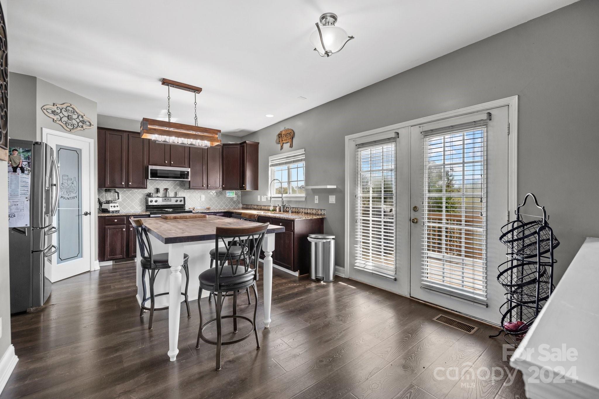 Riverfront - Residential