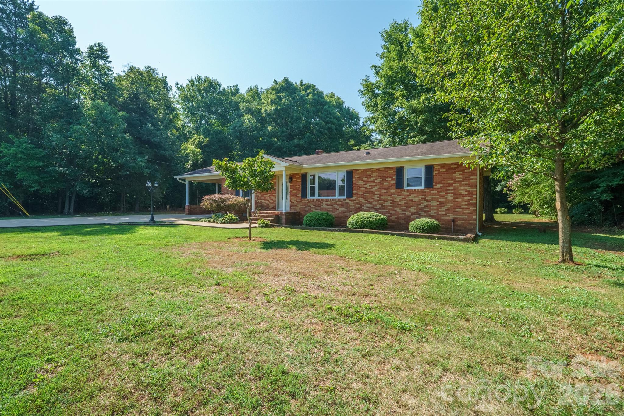 112 Summers Farm Road