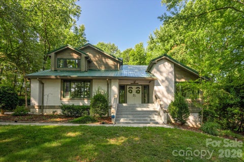 Photo of 4418 Horseshoe Bend, Matthews, NC 28104 (MLS # 4420956)