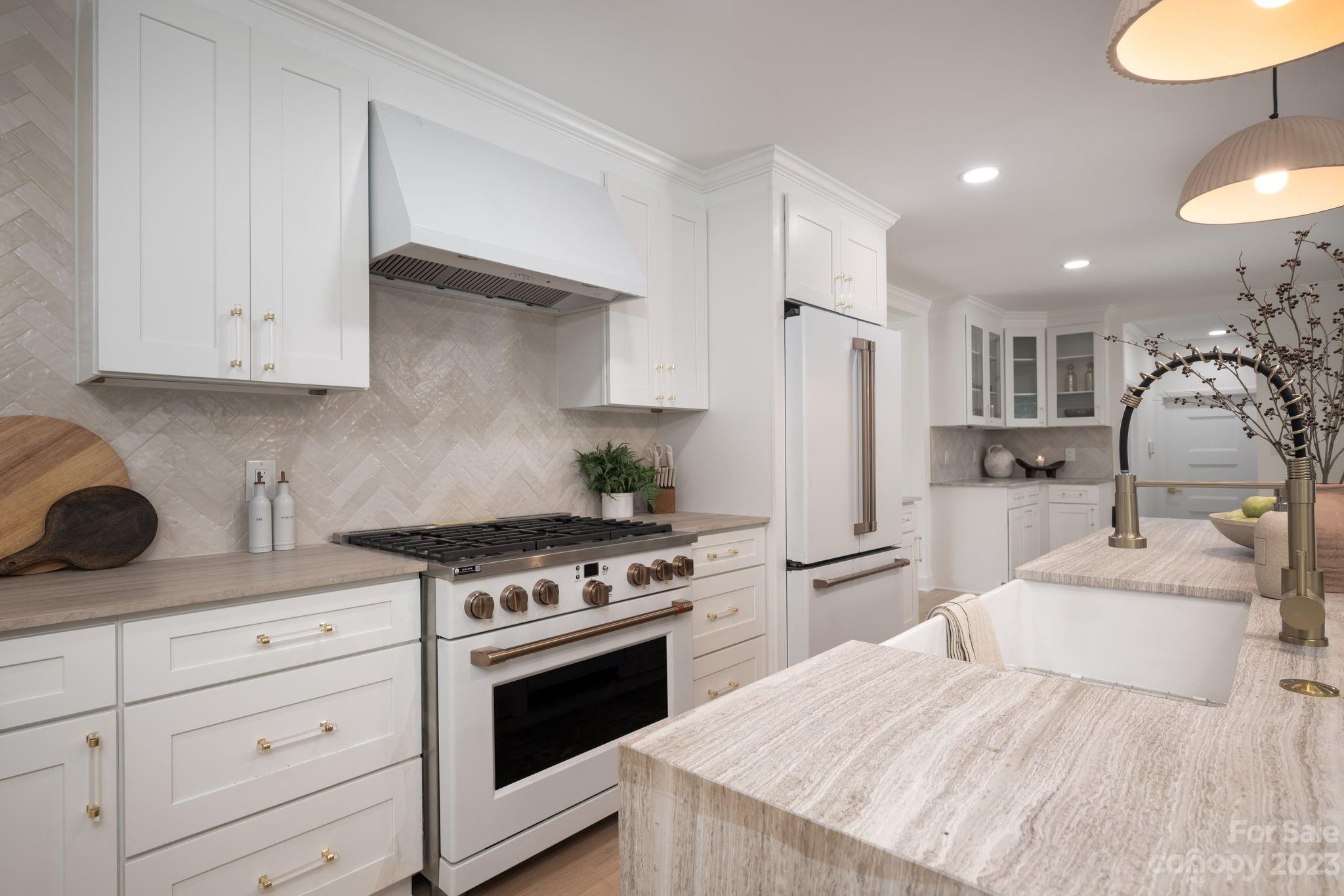 Lansdowne - Residential