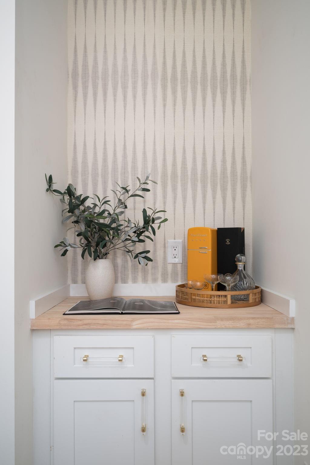 Lansdowne - Residential