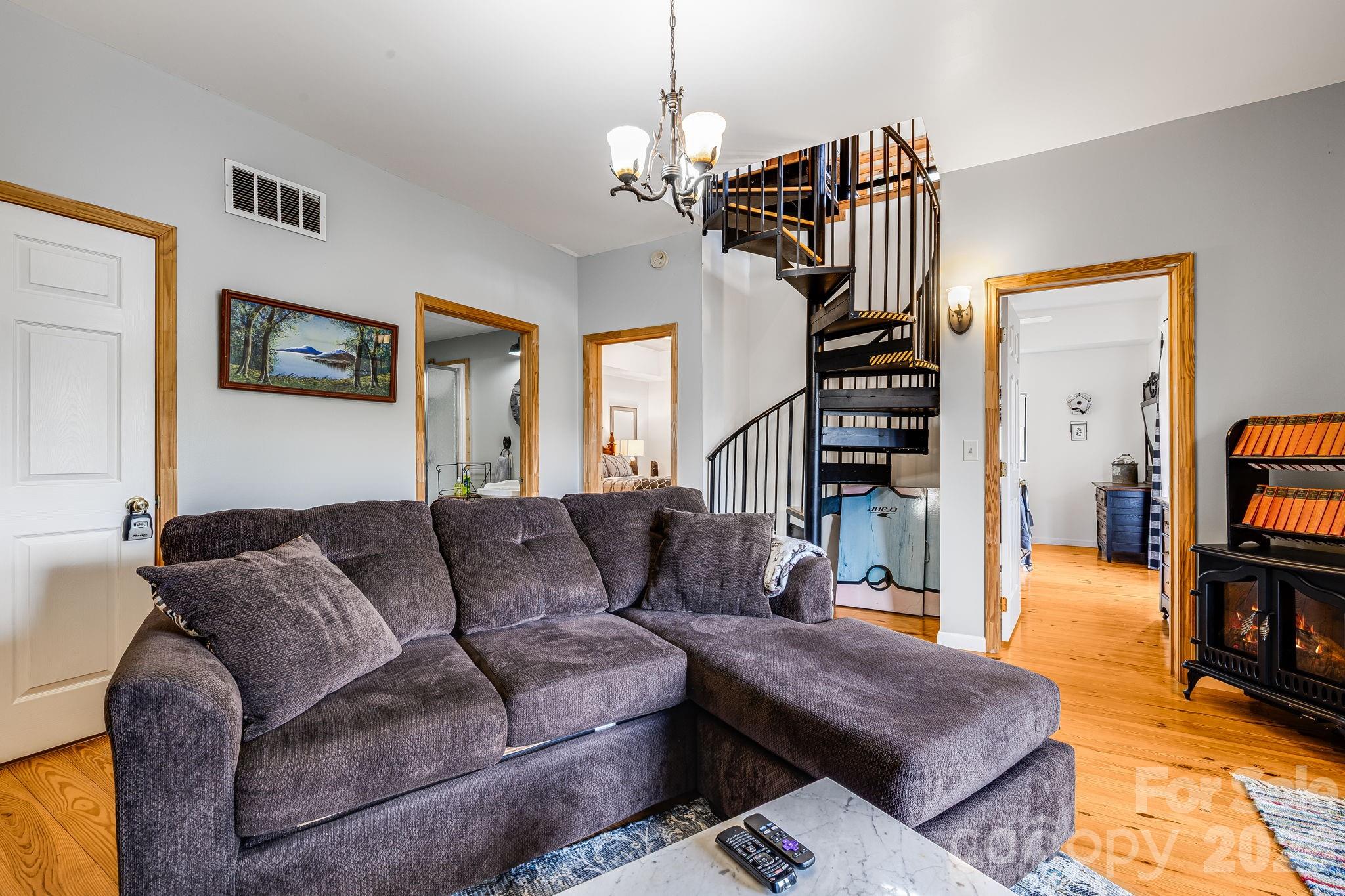 Cane River Hamlet - Residential