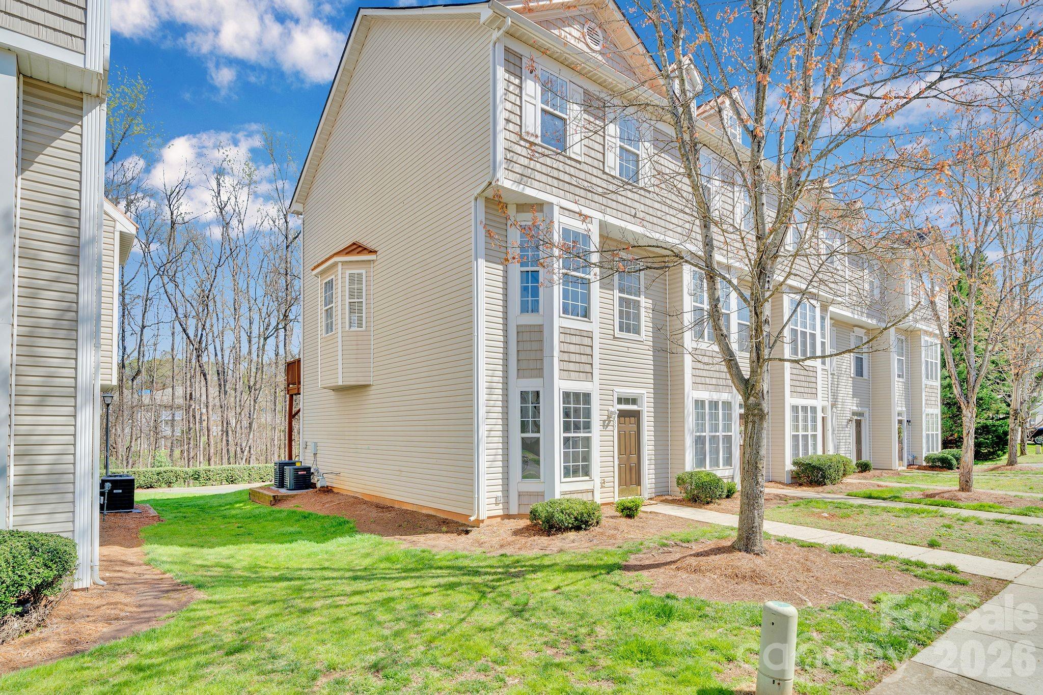 8131 Kings Creek Drive