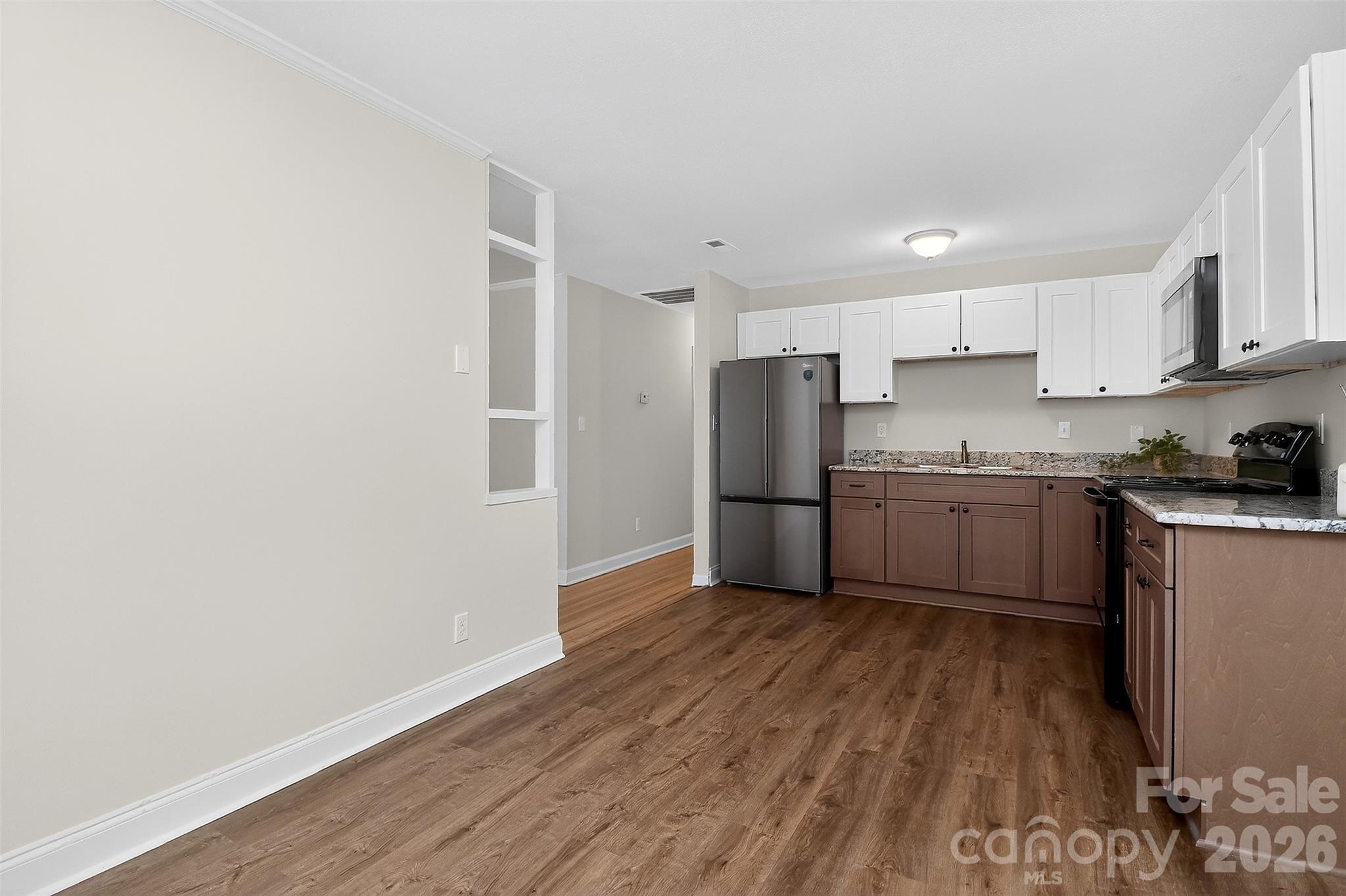 Edgebrook - Residential