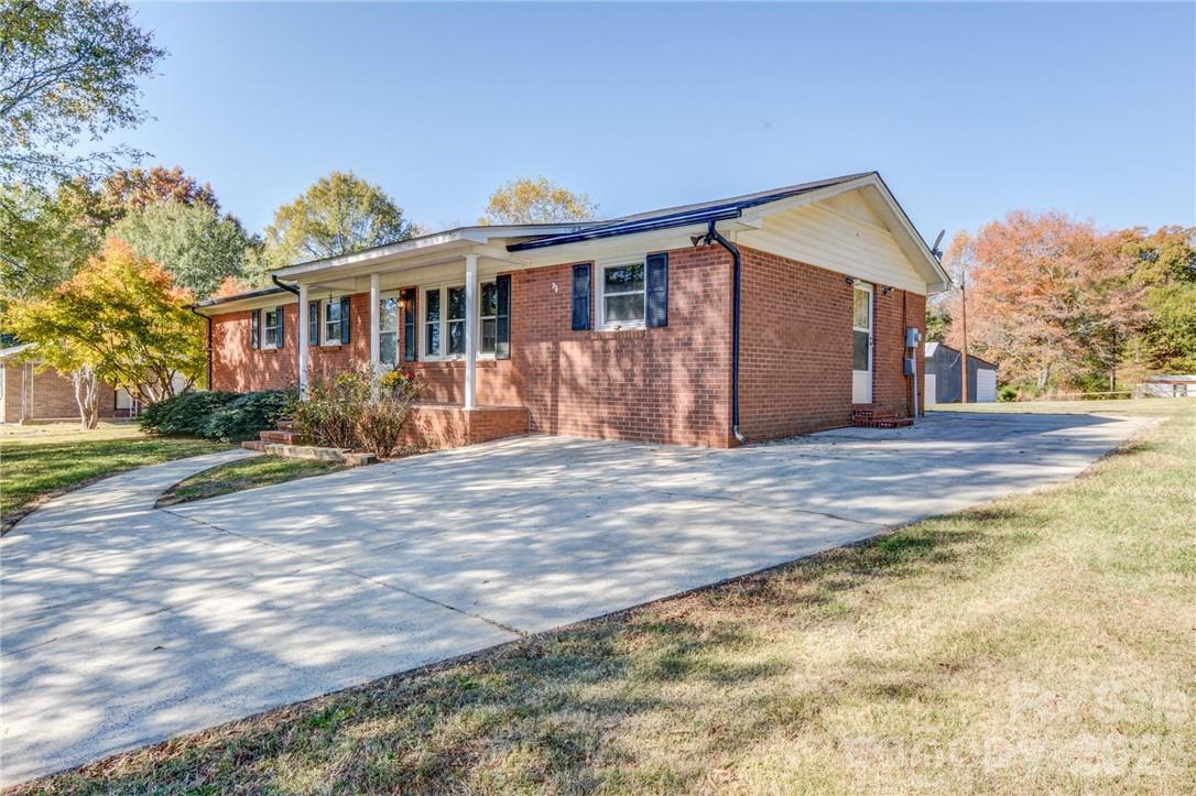 311 Bell Road