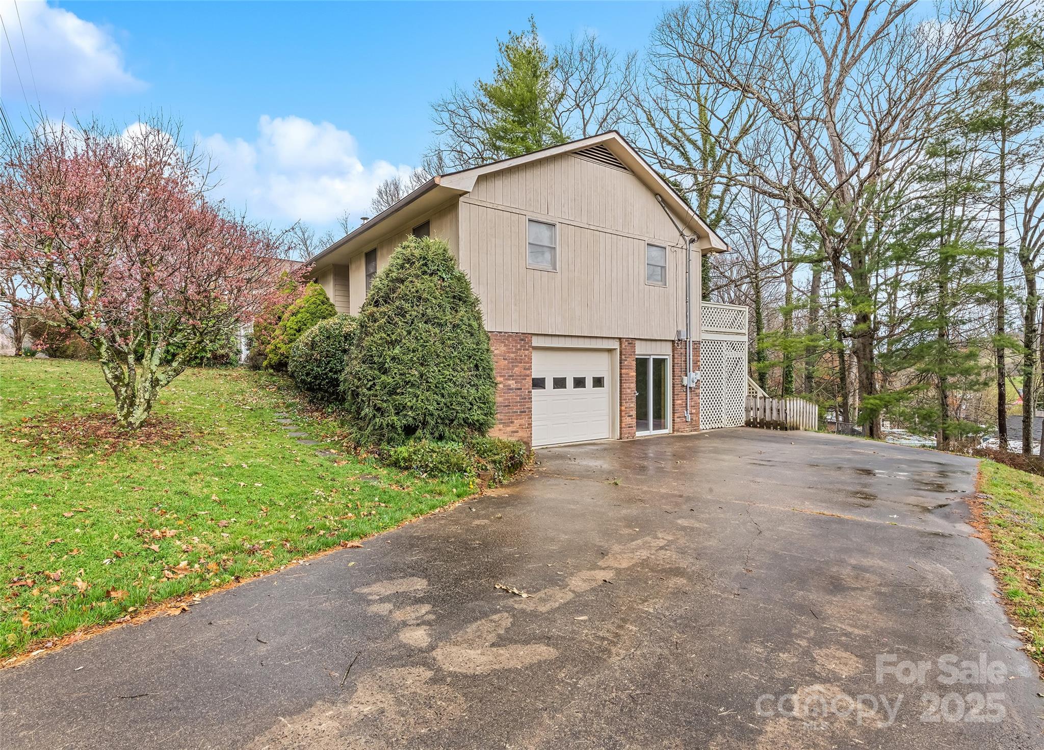 192 Poplar Drive