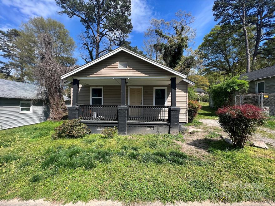 2 bedroom, 1 bath home in Gastonia! Home features neutral paint and flooring throughout. Central HVAC. Courtesy Use Appliances Only, (electric range/oven, refrigerator, microwave, & washer & electric dryer connections). *Small dogs are conditional and up to the owner's discretion with a $350 non-refundable per pet fee.