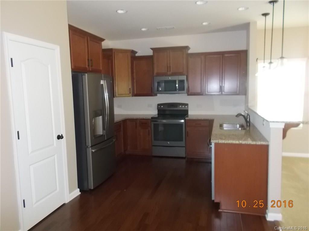 Creekshire Village - Residential