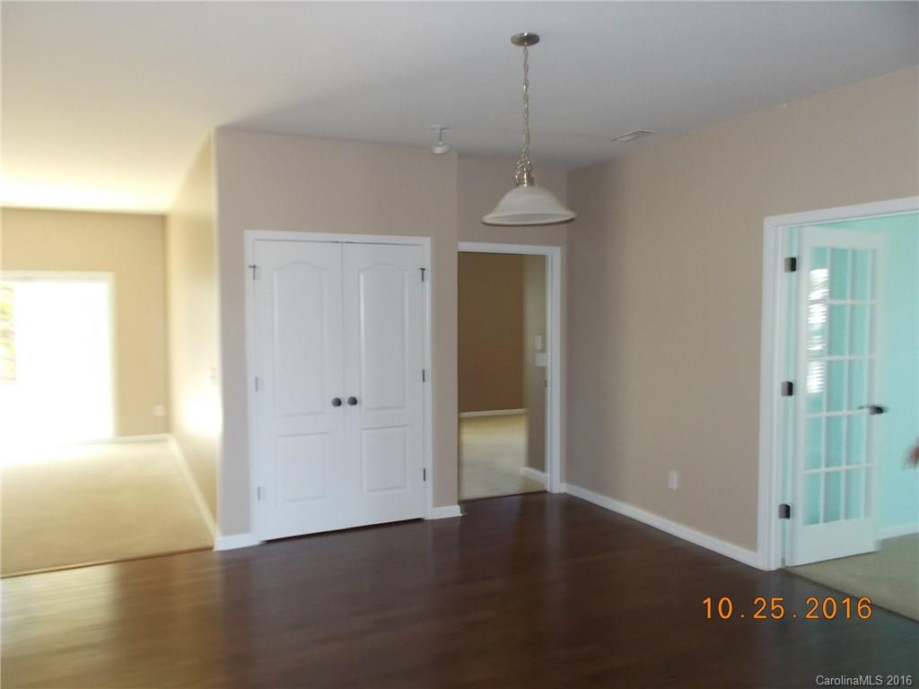 Creekshire Village - Residential