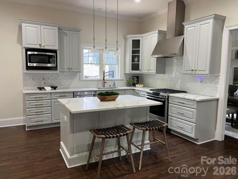 Photo of 2907 Park Road, Charlotte, NC 28209 (MLS # 4390579)