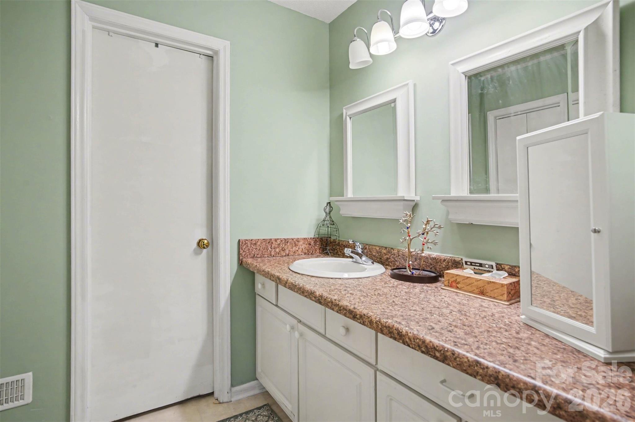 Raintree Greens - Residential