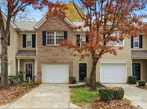 7715 Abigail Glen Drive Charlotte NC 28212