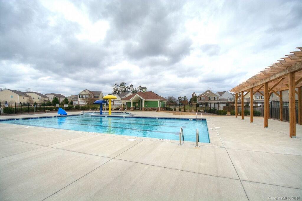 Almond Glen - Residential