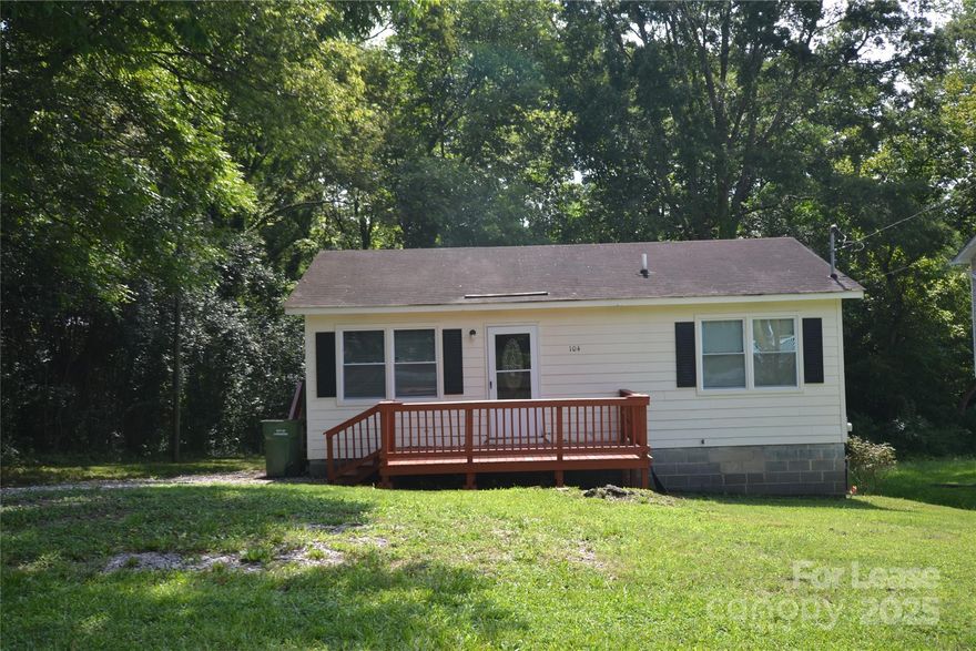 Cute Ranch home in Lancaster, SC. Convenient to shopping and restaurants. This home has a large family room with gracious opening to the kitchen area with access to the side yard, kitchen has 2 spaces, additional space has refrigerator and electric range as well as washer and dryer hookups. Two Bedrooms and common hall bathroom. Great private backyard with lots of space. Pets are conditional and must be approved.