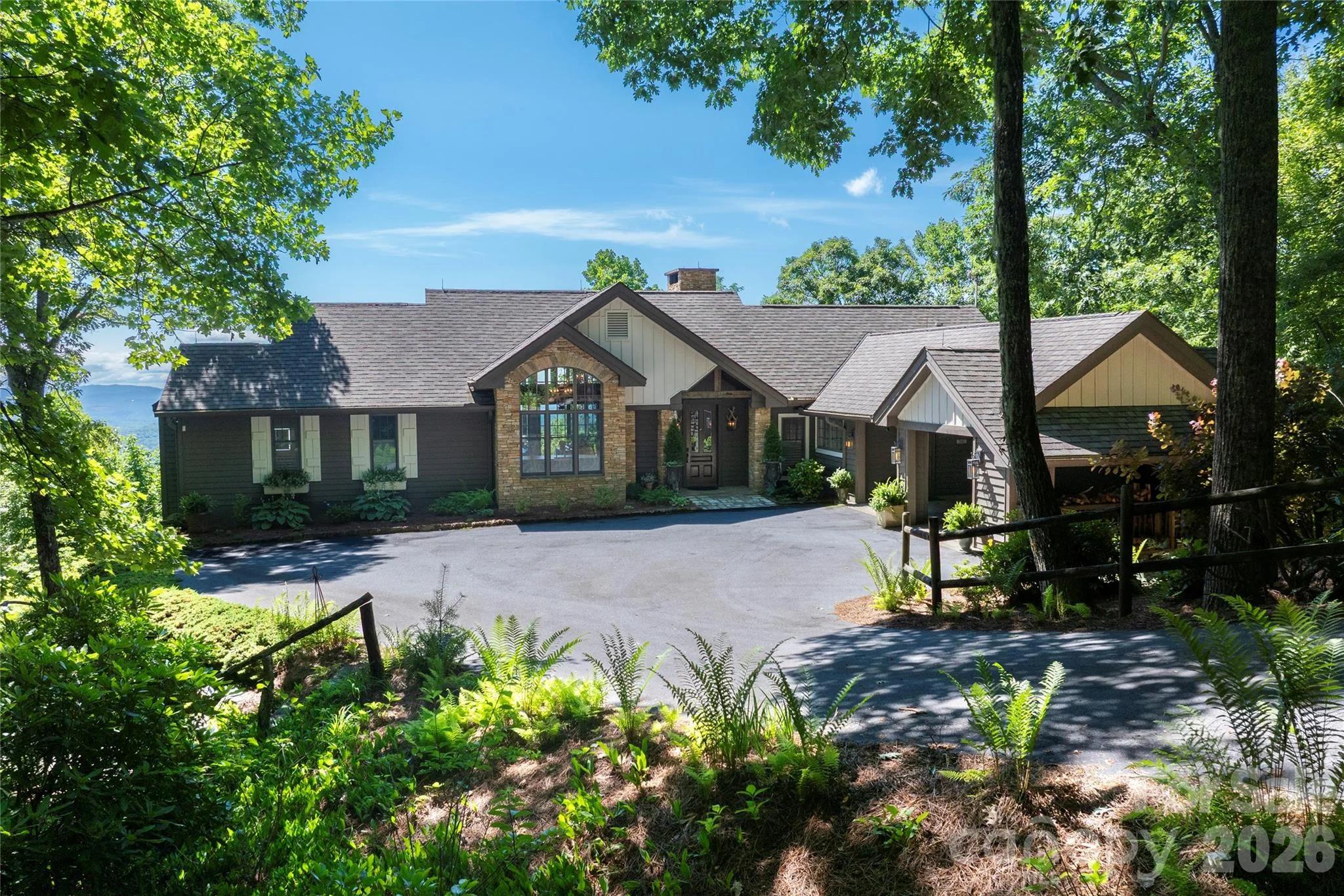 100 Meadow Ridge Drive, Lake Toxaway, NC, 28747