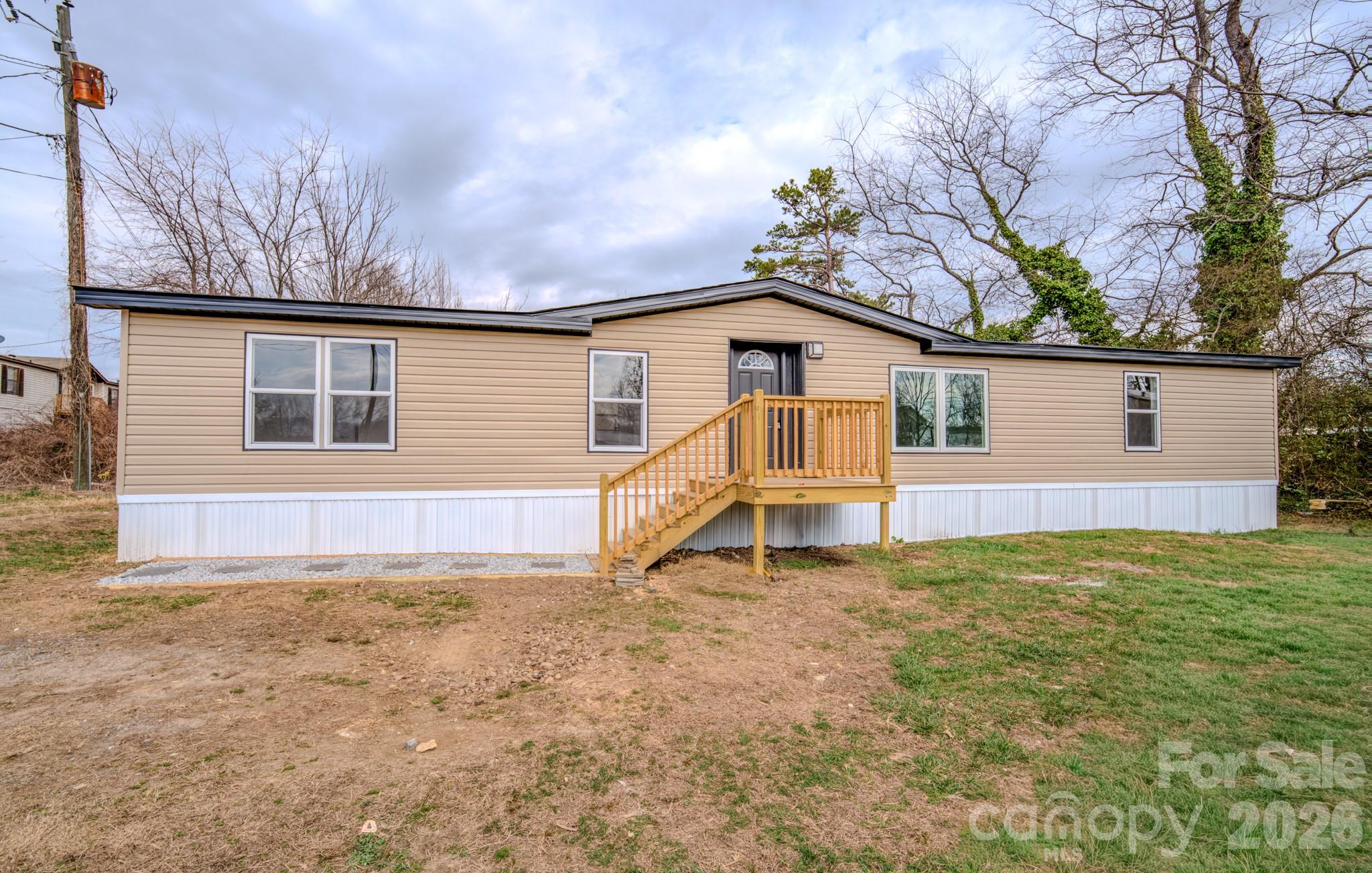 SOLOMON LUTHER LAND - Residential