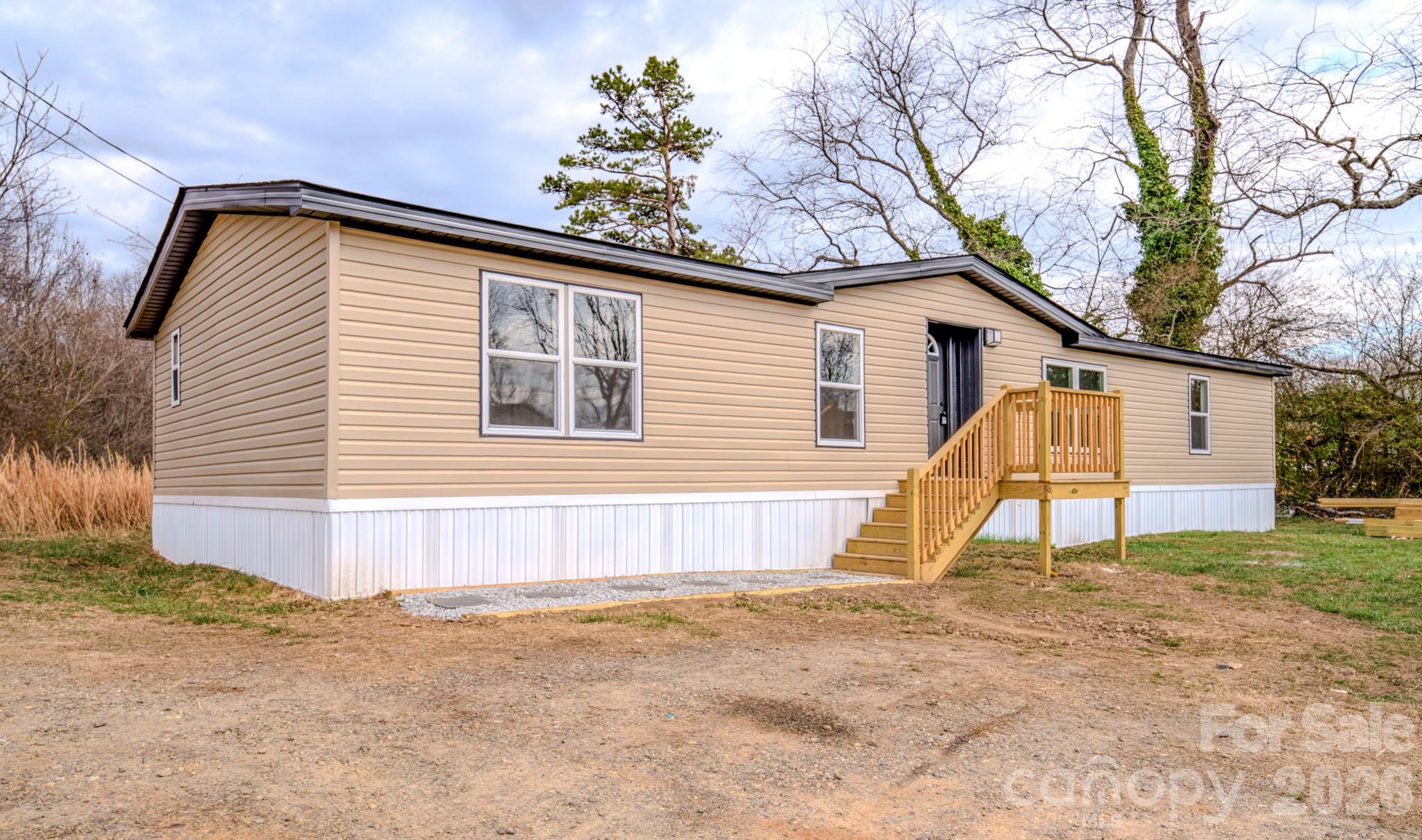 SOLOMON LUTHER LAND - Residential